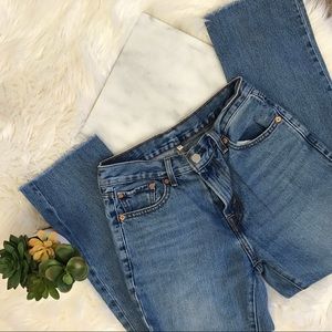 Levi’s straight leg jeans